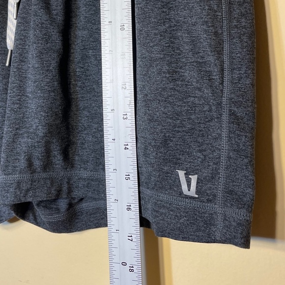 Vuori Men's Ponto Short Midnight Heather shorts - Picture 3 of 8